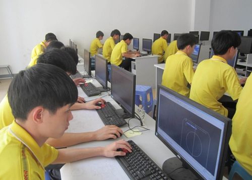 計算機網絡工程 通往月薪過萬的大學專業選擇