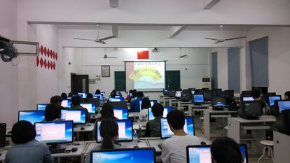 信息工程學(xué)院成功舉辦第六屆計(jì)算機(jī)文化節(jié)，聚焦計(jì)算機(jī)網(wǎng)絡(luò)工程新趨勢(shì)